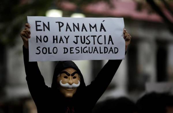 Llaman “corrupto” al gobierno por secretismo con las actas del Consejo de Gabinete