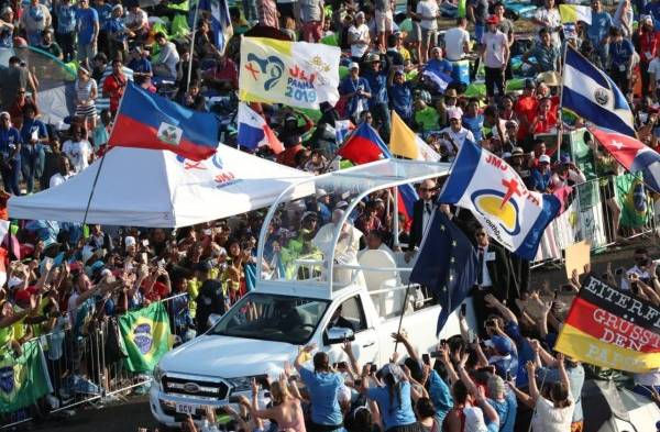 Fotos: El Papa en Metro Park