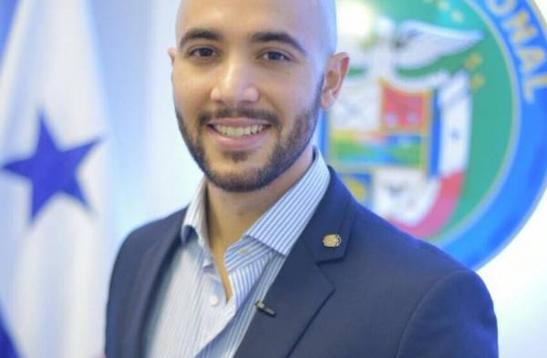 Diputado Edison Broce negó que sea dignatario de sociedades anónimas