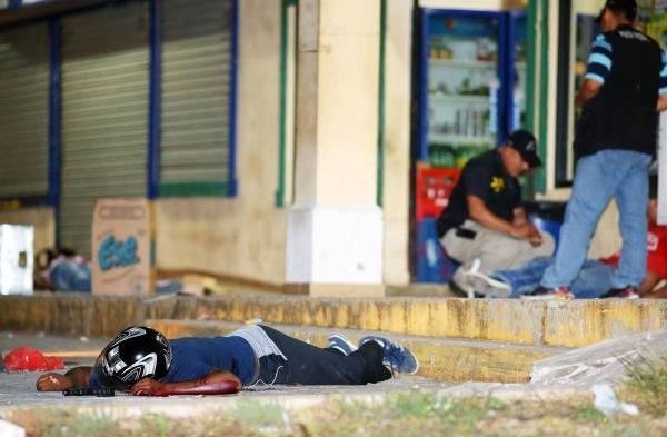 Los dos jóvenes estaban armados con 9 milímetros. Se conoció que vivían en sector de Los Andes, San Miguelito