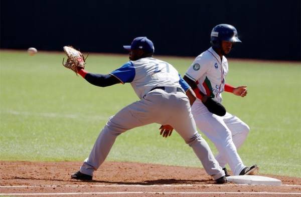 A piloto de Panamá le es indiferente jugar a primera hora en Serie del Caribe