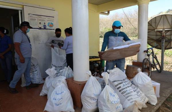 Entregan material sensitivo para los centros de votación de la comarca Ngäbe Buglé