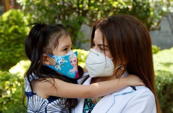 Médicos refugiados se unen a la batalla contra la COVID-19 en México