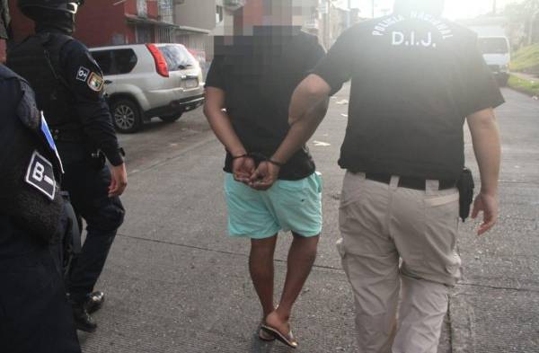 Caen en Colón miembros de la pandilla&nbsp;Real G4&nbsp;Life, de alias&nbsp;Marshall