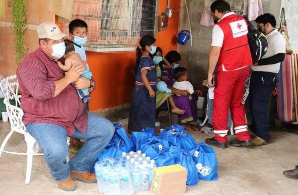 Viuda de agricultor fallecido en Los Santos recibe ayuda del Gobierno Nacional  