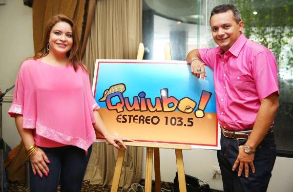 Mirtha Rodríguez y Israel Verástegui celebraron en grande el aniversario.