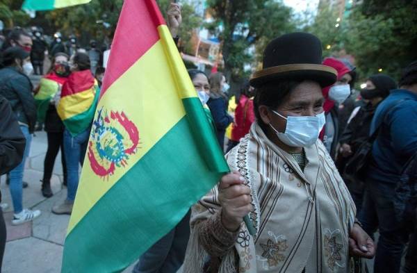 La lentitud del recuento de votos genera protestas en Bolivia