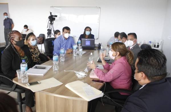 MEDUCA le soltará el billete a las escuelas privadas