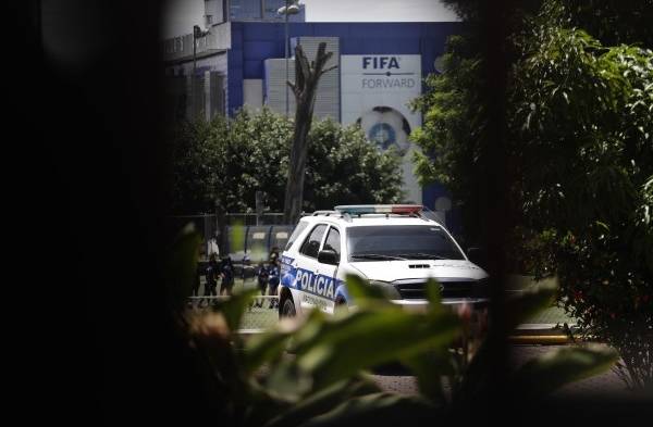 FIFA respalda la Federación Salvadoreña de Fútbol, instalaciones son intervenidas por la Fiscalía