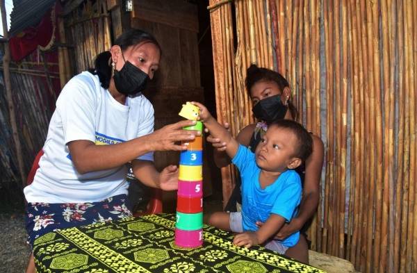 Yeliani y Adir, los niños de Guna Yala que reciben estimulación temprana  con la Mochila Cuidarte