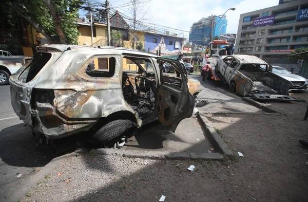 Destrozos en Chile tras jornada de protestas por aumento del precio del pasaje de metro