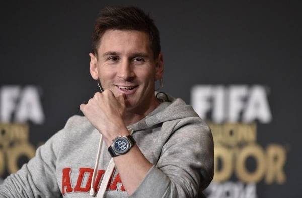 Ronaldo gana su tercer Balón de Oro y Messi levanta polémica por su futuro