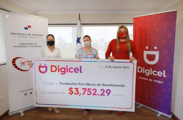Digicel entregó donación a la Asociación Pro Obras de Beneficencia