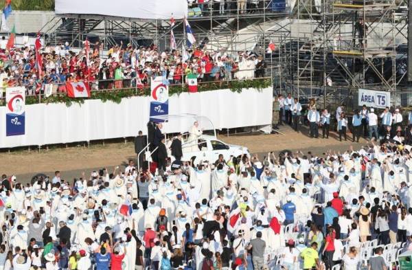 Fotos: El Papa en Metro Park