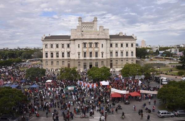 Paro general contra la reforma jubilatoria.