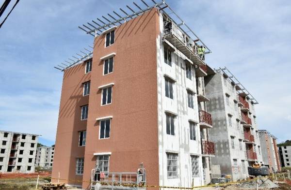 Miviot ejecuta 6 proyectos habitacionales para más de 5 mil familias