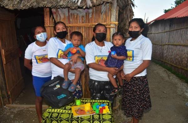 Yeliani y Adir, los niños de Guna Yala que reciben estimulación temprana  con la Mochila Cuidarte