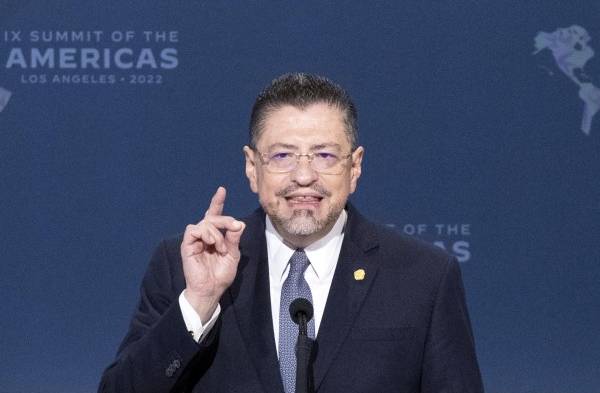 Presidente confía en que Costa Rica se clasificará al Mundial en 90 minutos