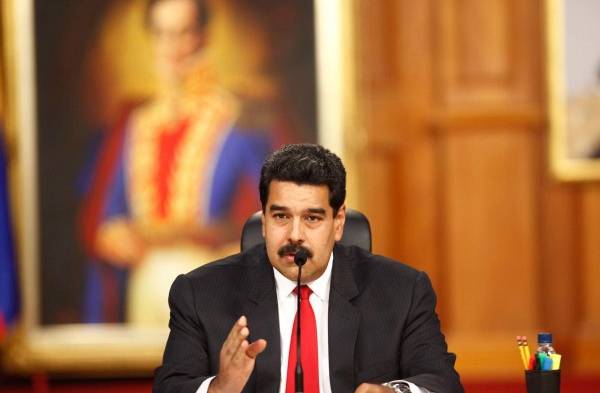 Gobierno y oposición siguen enfrentados