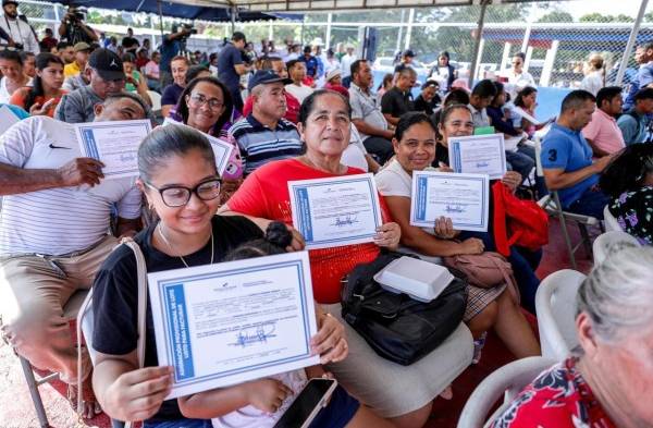 Pequeños ganaderos reciben sementales de alta genética en Chepo 