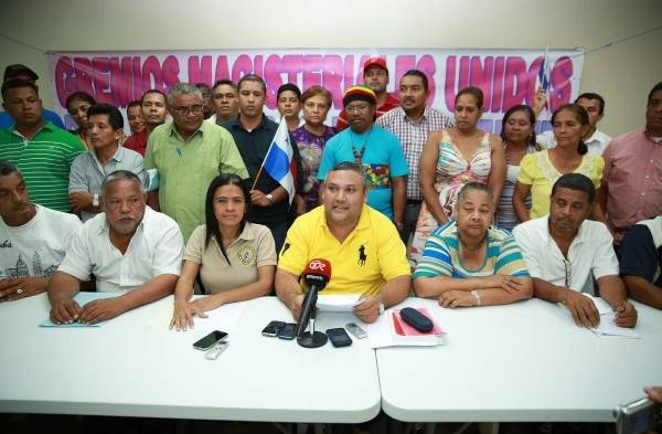 Docentes anuncian marchas y piqueteos esta semana