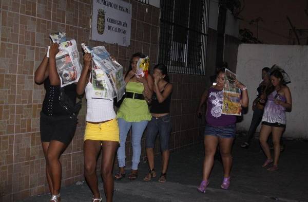 Prostitutas criollas piden ley