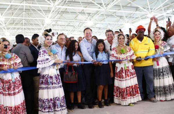 Rodeada de arena y cemento se inaugura la Línea 2 del Metro&nbsp;