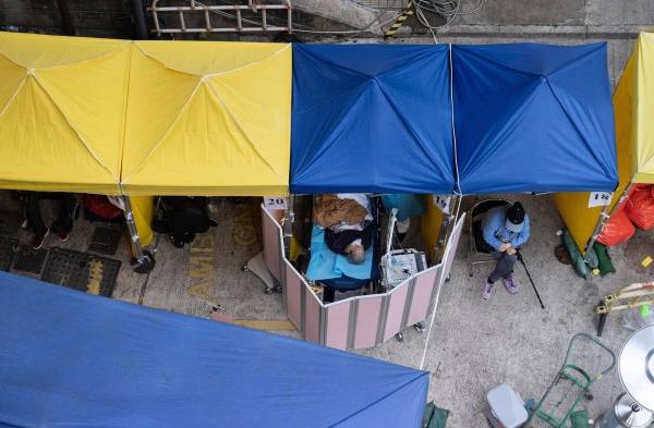 China aísla la provincia con el mayor rebrote desde el original de Wuhan