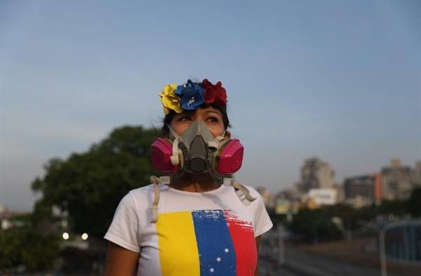 El dirigente Leopoldo López, liberado por militares opositores a Maduro