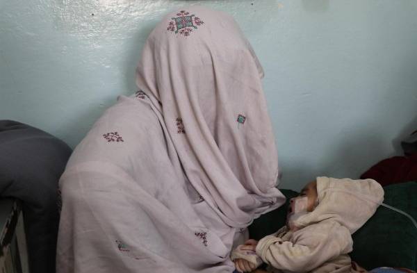 Un brote de sarampión en Afganistán agrava la crisis humanitaria nacional