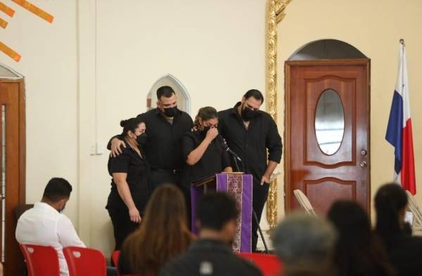 “El Chiquitín de Mama”: despedida a son de mariachi