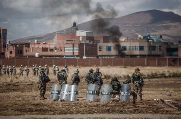 Heridos por protestas se elevan a 36 y se reanudan enfrentamientos en Perú