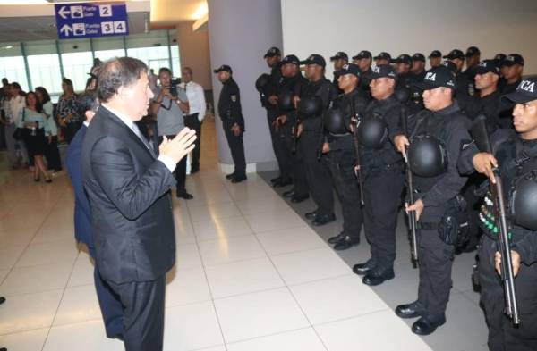 Varela inaugura Centro de Operaciones de Seguridad y Emergencias en Colón 