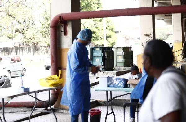 Salud incrementa pruebas de hisopados para la detección de COVID-19