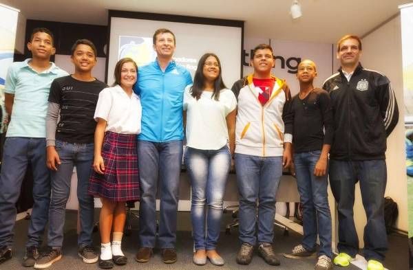 Ellos irán a Brasil.