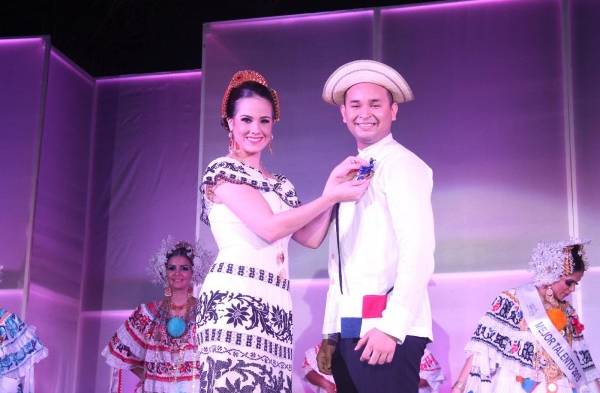 Larry Torres, seleccionado como Mejor Acompañamiento Masculino.