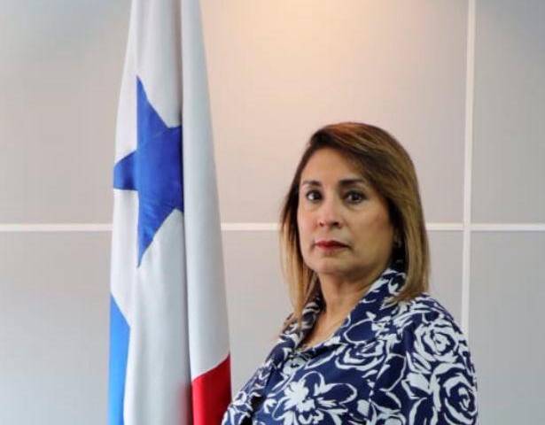 Saquina Jaramillo es abogada de profesión.