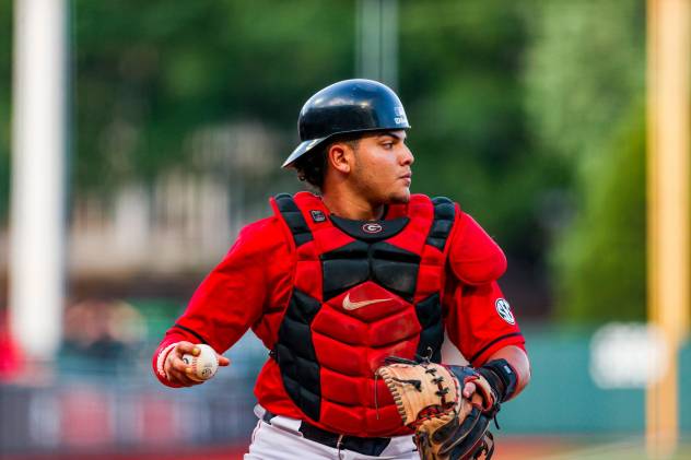 González es seleccionado en el Draft por los Gigantes, como el pique 598