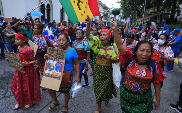 “Estamos aquí, firmes en pie de lucha”, afirman los manifestantes.