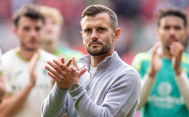 Se unió al cuerpo técnico del club en octubre de 2024.