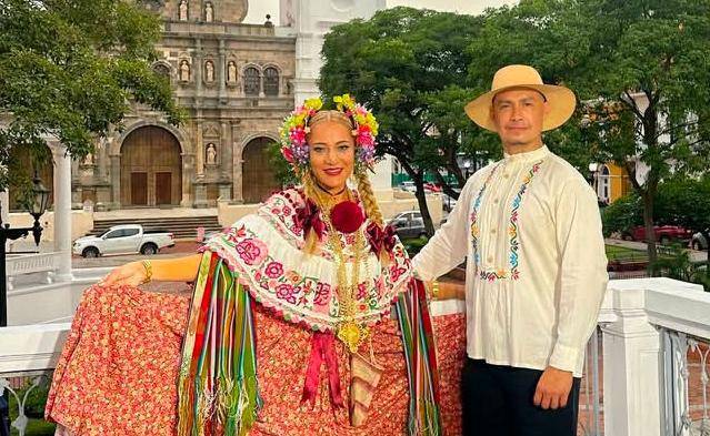 Premios Juventud: Caras de Univision se visten de folclor panameño