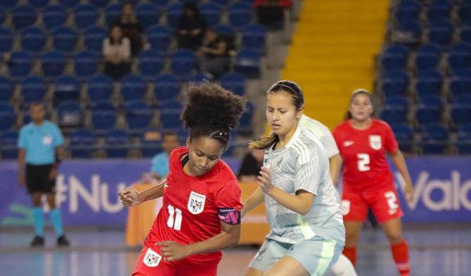 La mundialista, Ericka Hernández, ha sido una de las figuras de Panamá en su incursión al futsal.