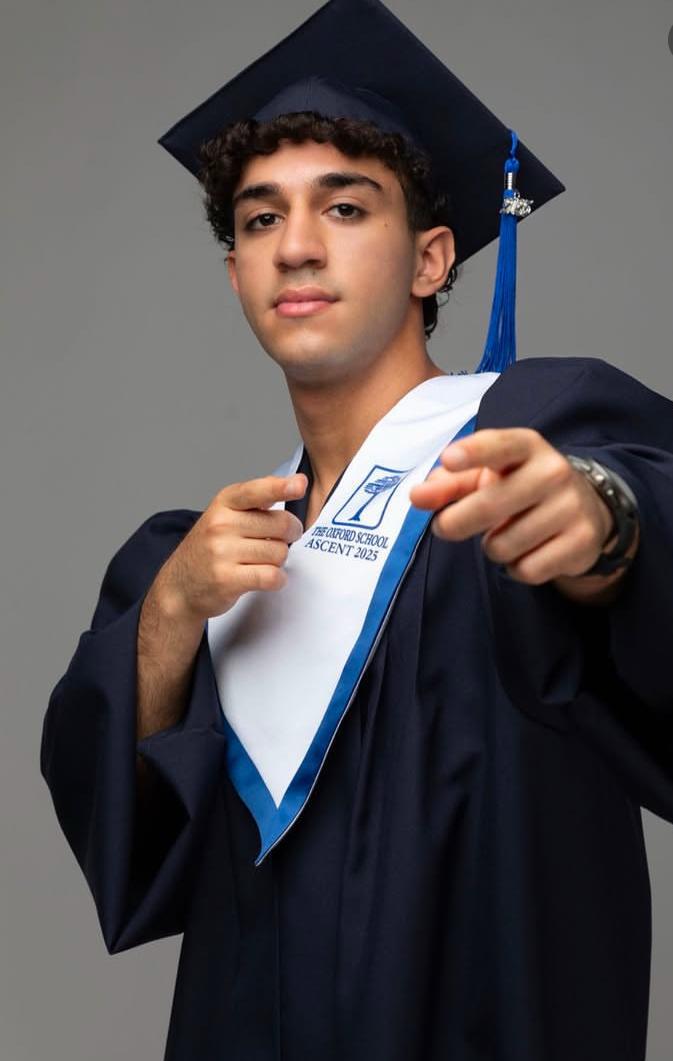 Sandra Sandoval y ‘Tavo’ Flores celebran logro académico de sus hijos Luis Esteban y Kamila