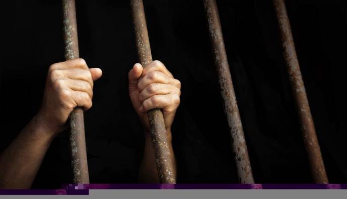 Se le impuso además, como pena accesoria, la inhabilitación de funciones públicas por el término de 3 años.