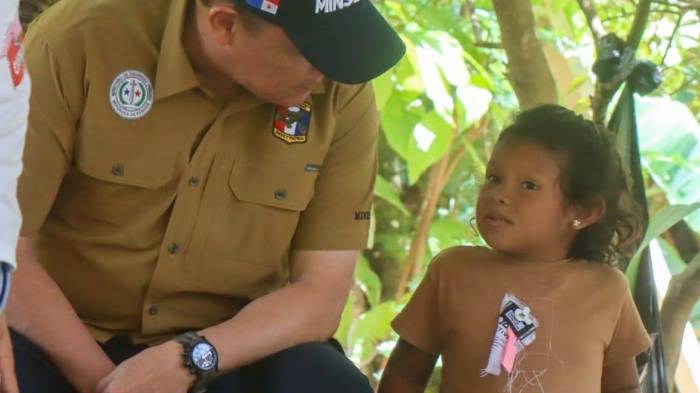 Ministro Frank Ábrego realiza gira en Jaqué, Darién