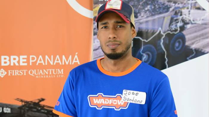 José Santana.