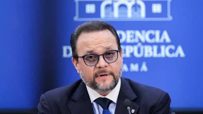 Ministro Moltó enfatiza que ese memorando establece que Chiquita Panamá reanudará sus operaciones en las fincas de Bocas del Toro.