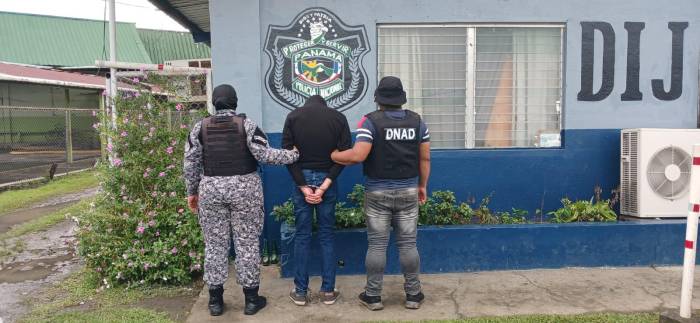 La Policía le cayó a centro de distribución de drogas en Bocas del Toro