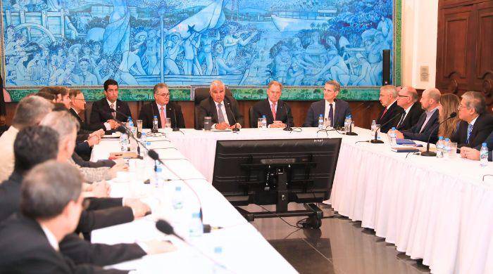 Realizan primera reunión del Plan Maestro para el tren David-Panamá