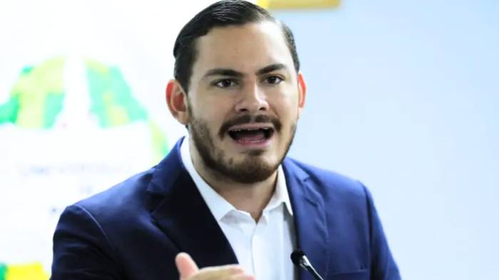 Actual líder de la Coalición Vamos, Juan Diego Vásquez.